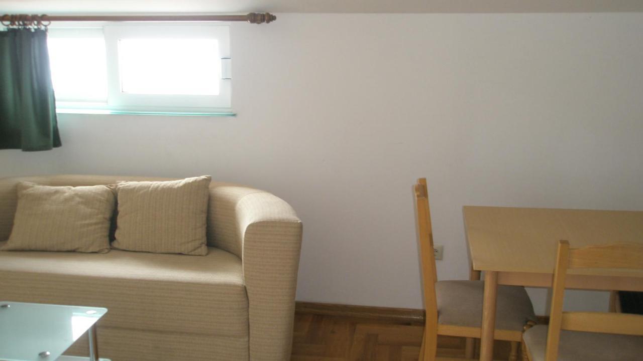 Guesthouse Marija Podstrana Eksteriør billede