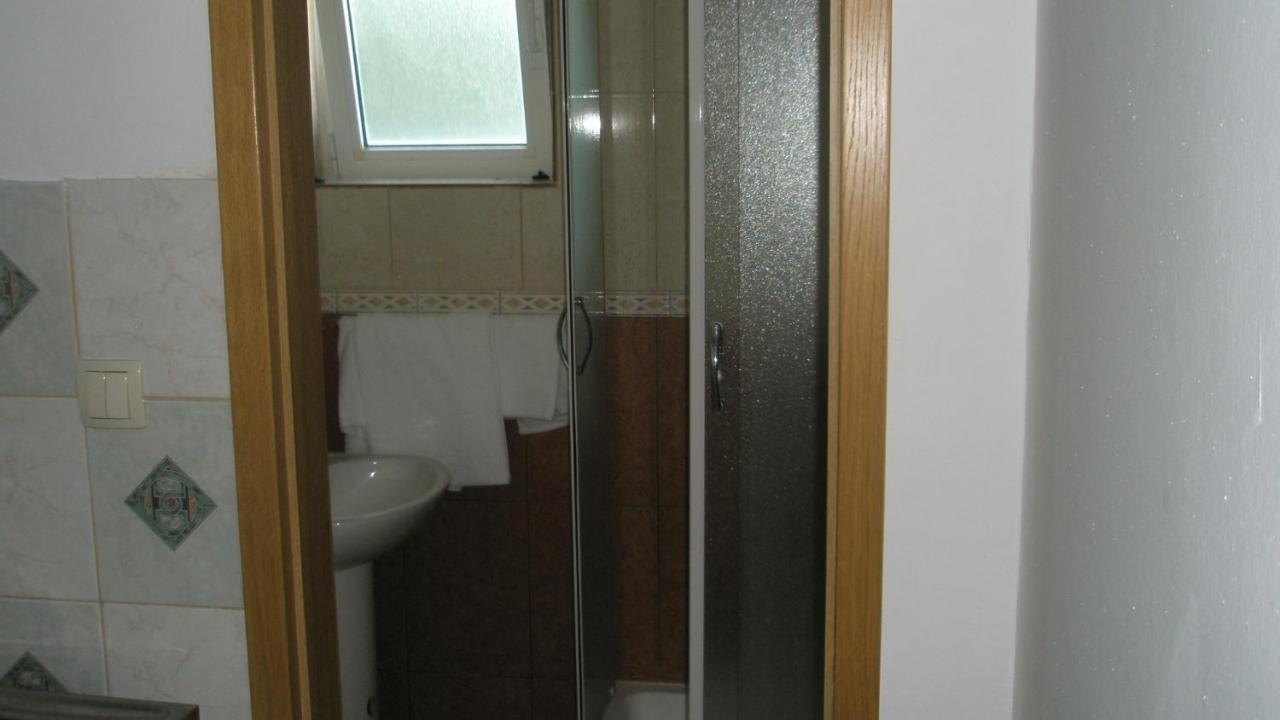 Guesthouse Marija Podstrana Eksteriør billede